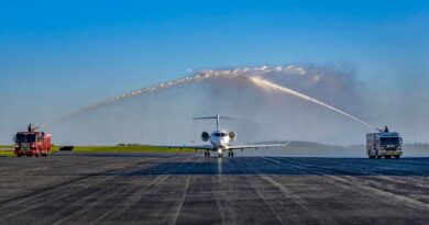 Water Salute For Retiring Pilot At Findlay Airport