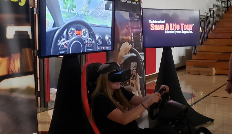 Simulator Helps Students See The Dangers Of Distracted Driving