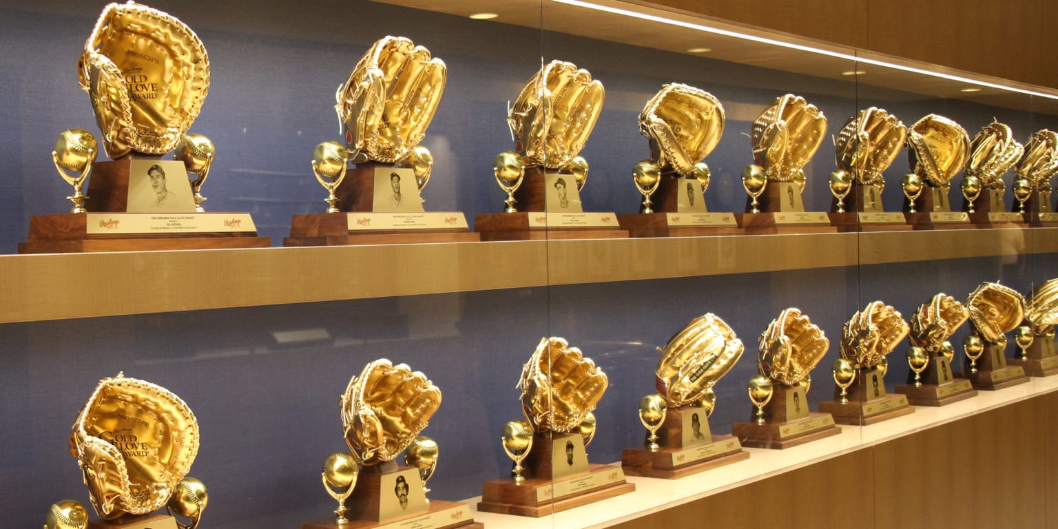 LIVE Gold Glove Award finalists being unveiled WFIN Local News