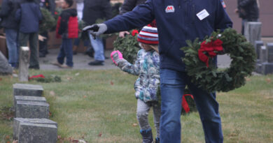 People Urged To Participate In ‘Wreaths Across America Day’