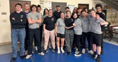 Detective Teaches Public Safety Students Defensive Tactics