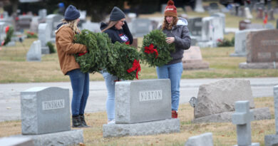 People Invited To Participate In ‘Wreaths Across America Day’