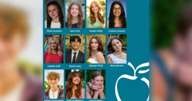 BVHS Auxiliary Awards Scholarships To High School Seniors