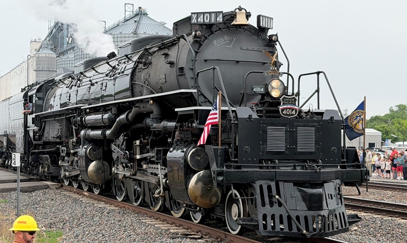 Sheriff’s Office Offers Advice On Viewing Big Boy Locomotive